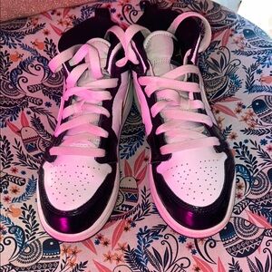 Nike Kids Sneakers - Black and White